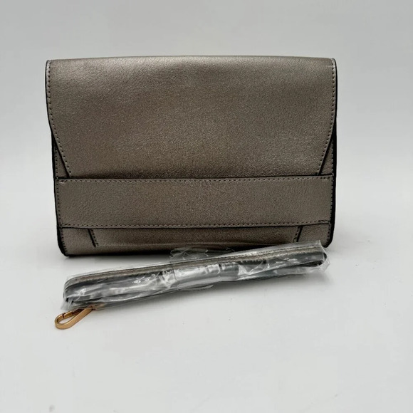 NWOT Summer & Rose Clutch with Strap - Color Chrome - Picture 4 of 4